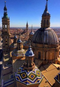 The colorful roof of the Zaragoza cathedral.